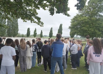Year 8 Students Explore the Battlefields of the First World...